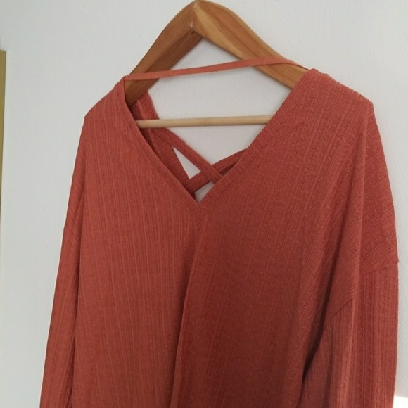 V-Neck Tunic - Picture 5 of 6
